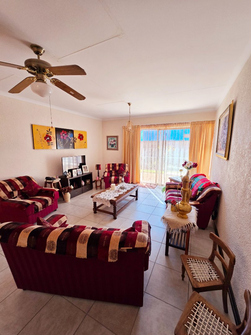 1 Bedroom Property for Sale in Oudorp North West